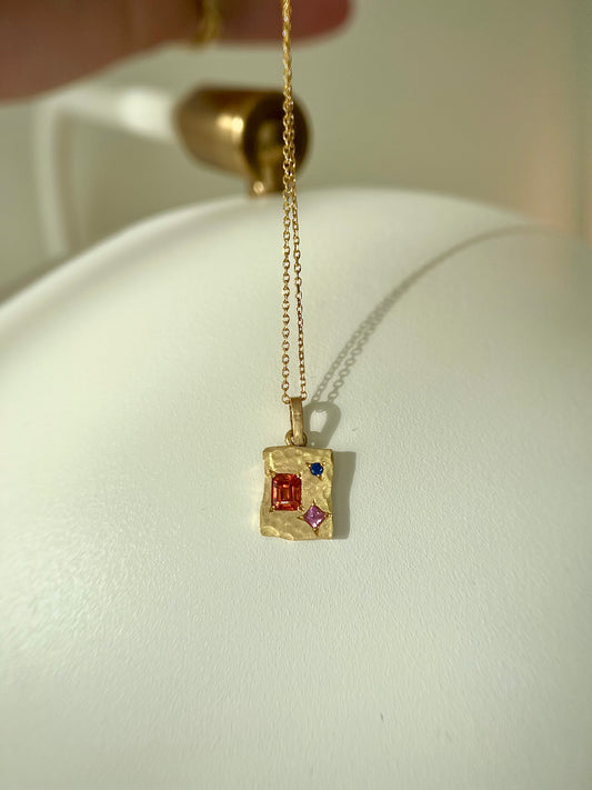 Pendant with Saphire